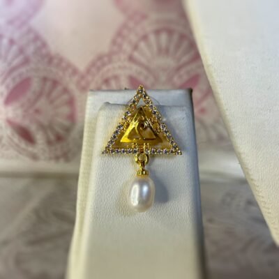Stardust Glow Pearl Necklace