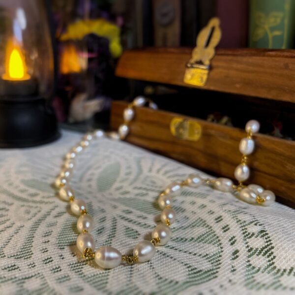 Meadowsweet White Pearl Necklace