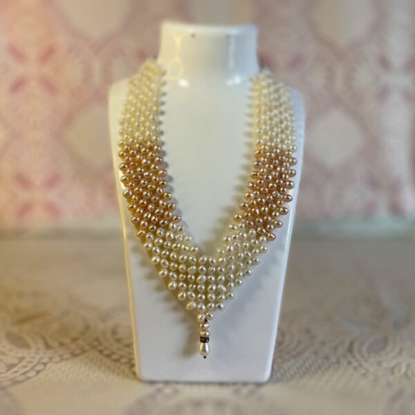 Rosy Meadow Pearl Necklace