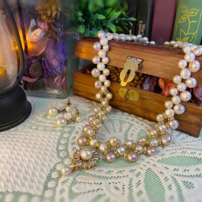 Echinacea Meadow Pearl Necklace Set