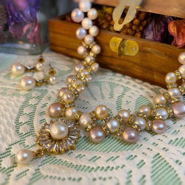 Echinacea Meadow Pearl Necklace Set