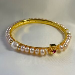 Rose Garden Pearl Bracelet